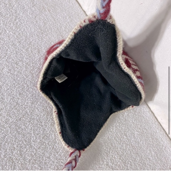 PSA Canada Burgundy Wool Inukshuk Knit Toque With Ear Flaps - Picture 5 of 12